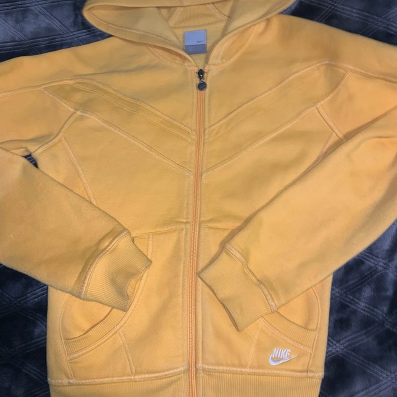 vintage, gold, cropped nike jacket - Picture 1 of 6
